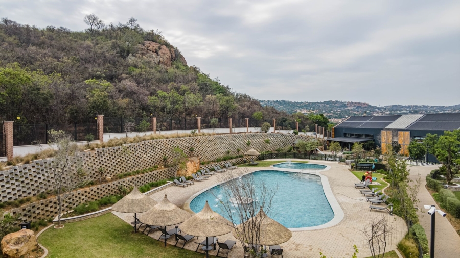 2 Bedroom Property for Sale in Aspen Hills Gauteng