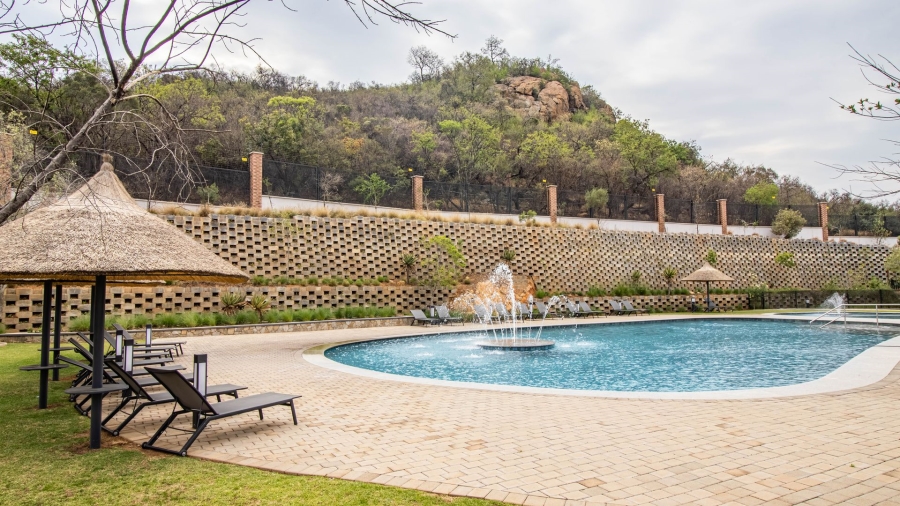 2 Bedroom Property for Sale in Aspen Hills Gauteng