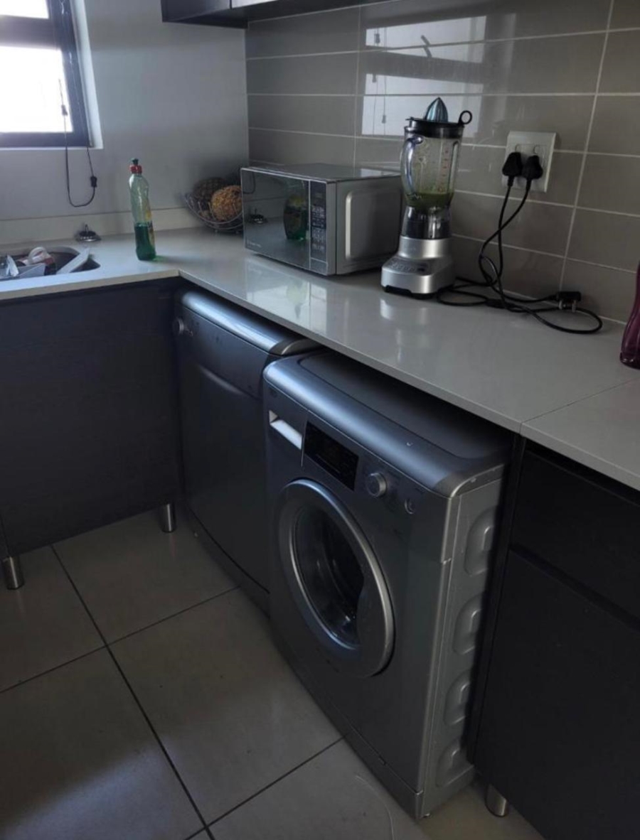 To Let  Bedroom Property for Rent in Greenstone Hill Gauteng