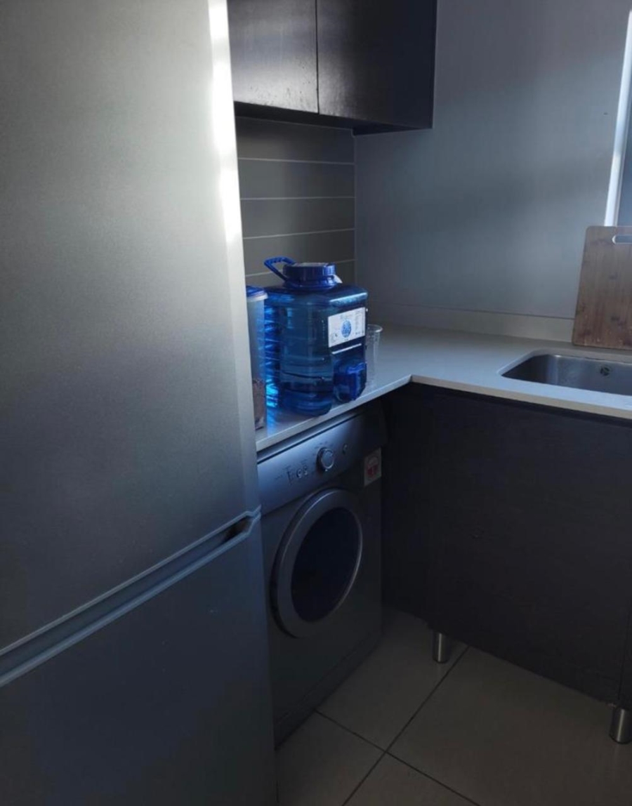 To Let  Bedroom Property for Rent in Greenstone Hill Gauteng