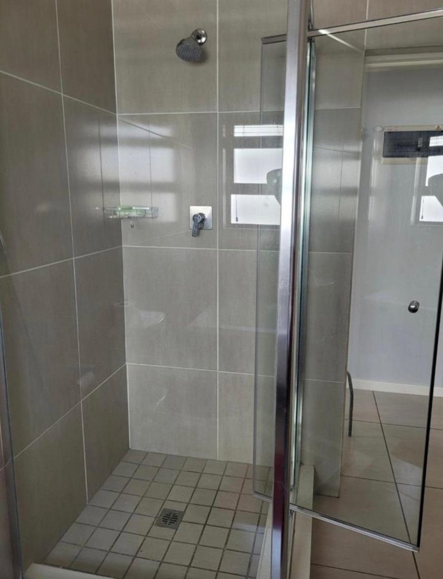 To Let  Bedroom Property for Rent in Greenstone Hill Gauteng