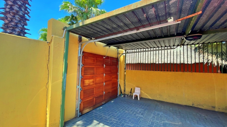 3 Bedroom Property for Sale in Theresa Park Gauteng