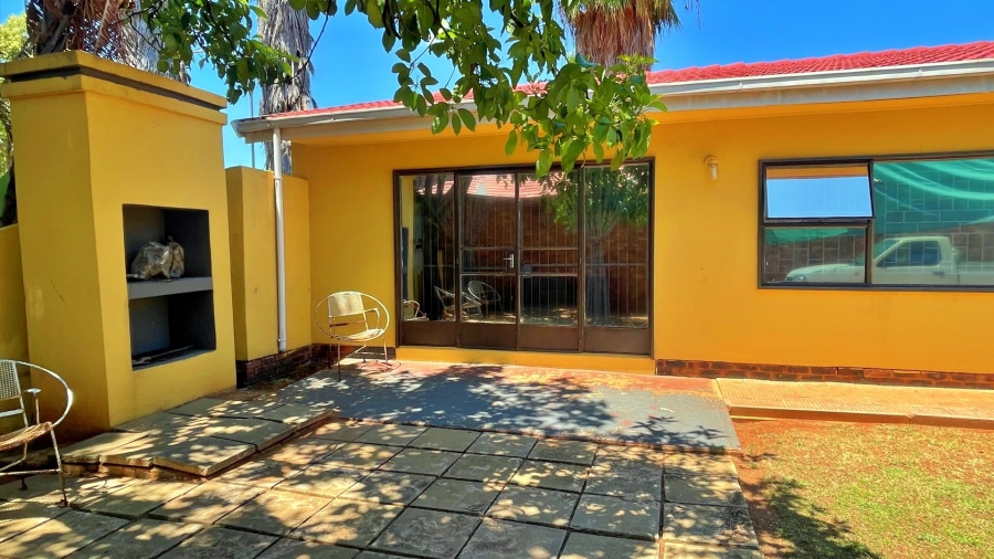 3 Bedroom Property for Sale in Theresa Park Gauteng