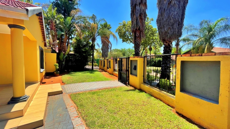 3 Bedroom Property for Sale in Theresa Park Gauteng