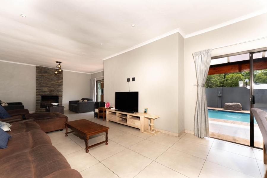 To Let 4 Bedroom Property for Rent in Sharonlea Gauteng