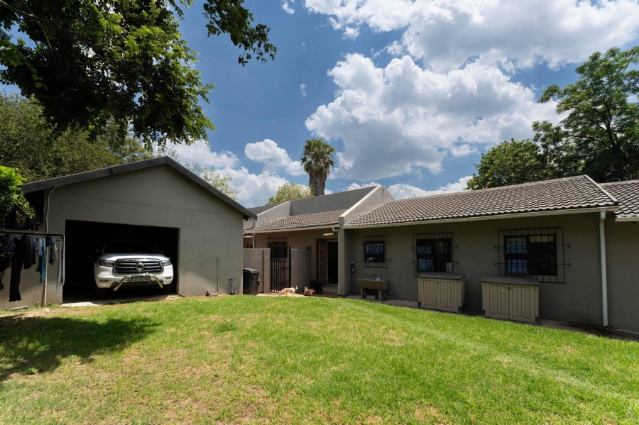 To Let 4 Bedroom Property for Rent in Sharonlea Gauteng