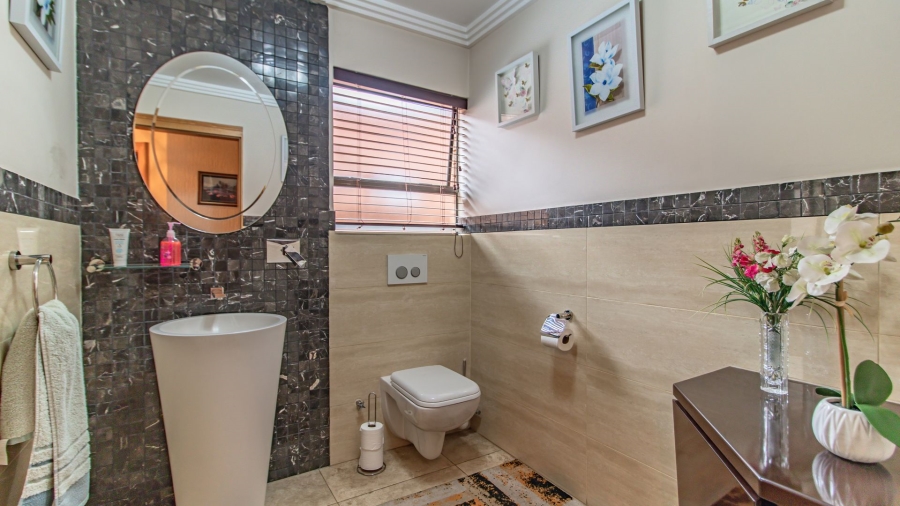 4 Bedroom Property for Sale in Bedfordview Gauteng