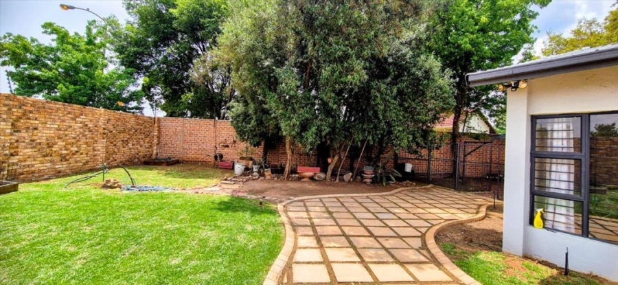 3 Bedroom Property for Sale in Beyers Park Gauteng
