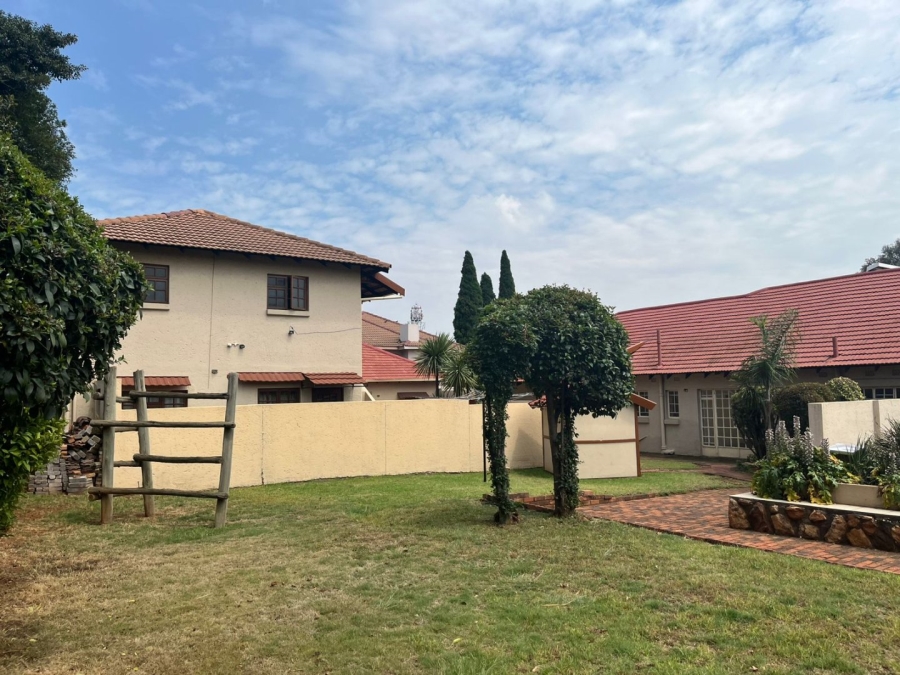  Bedroom Property for Sale in Bedfordview Gauteng