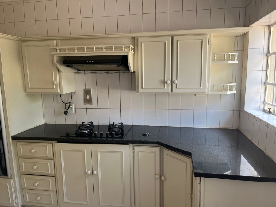  Bedroom Property for Sale in Bedfordview Gauteng