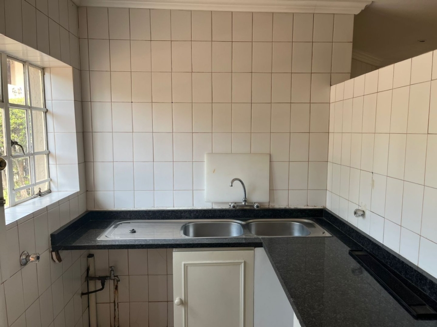  Bedroom Property for Sale in Bedfordview Gauteng