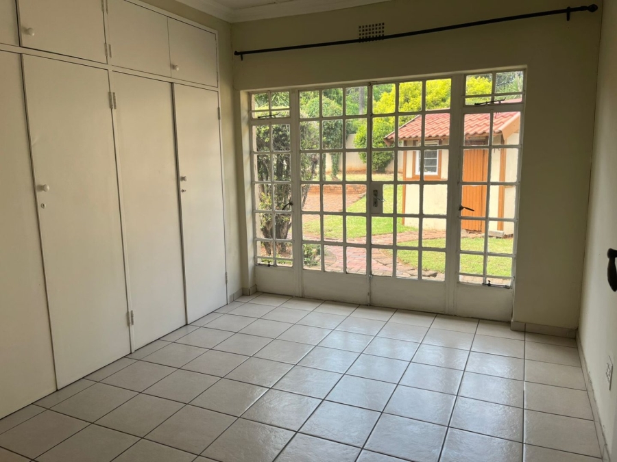  Bedroom Property for Sale in Bedfordview Gauteng