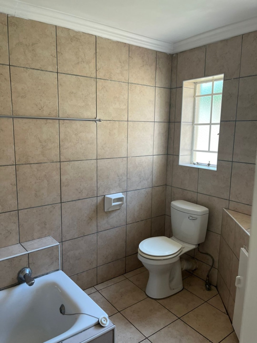  Bedroom Property for Sale in Bedfordview Gauteng