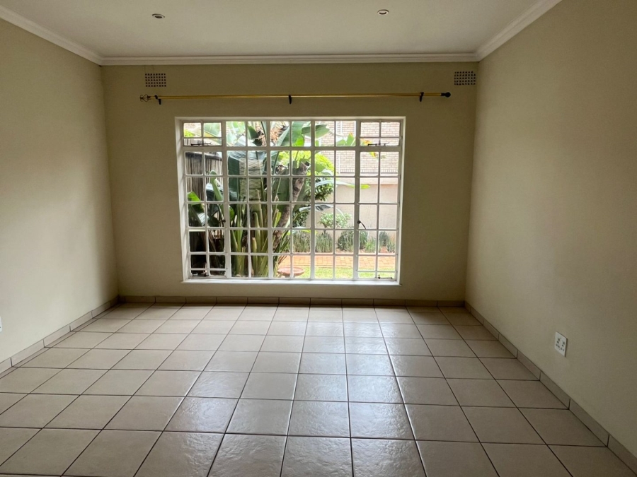  Bedroom Property for Sale in Bedfordview Gauteng