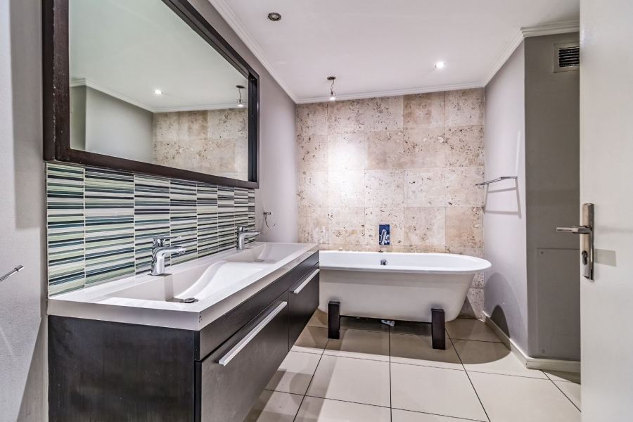 3 Bedroom Property for Sale in Bedfordview Gauteng