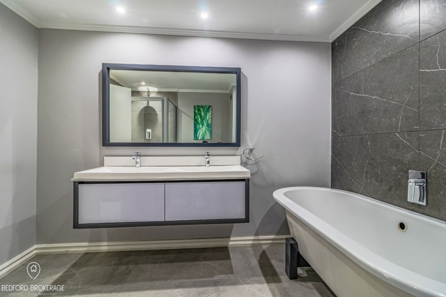 3 Bedroom Property for Sale in Bedfordview Gauteng