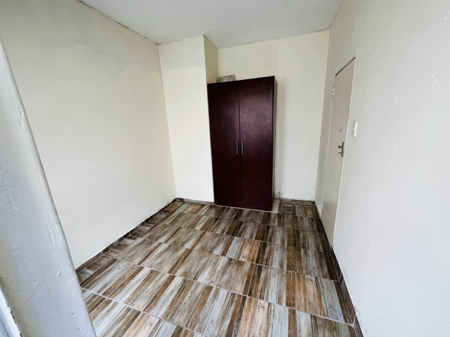 2 Bedroom Property for Sale in Buccleuch Gauteng