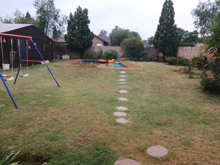 To Let 3 Bedroom Property for Rent in Albertsdal Gauteng