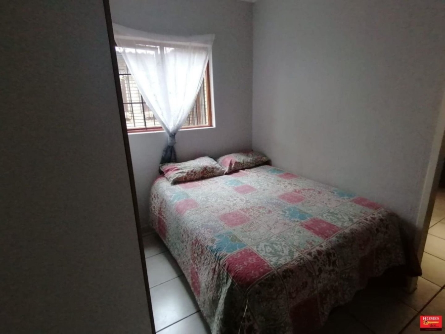 To Let 4 Bedroom Property for Rent in Thatchfield Glen Gauteng