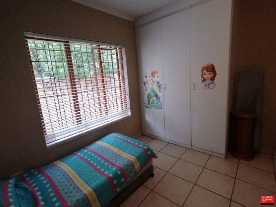 To Let 4 Bedroom Property for Rent in Thatchfield Glen Gauteng