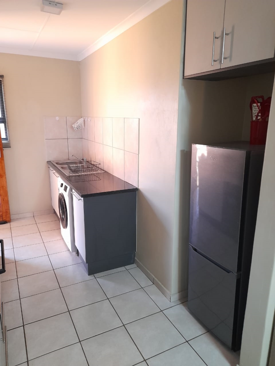 To Let 2 Bedroom Property for Rent in Rynfield A H Gauteng
