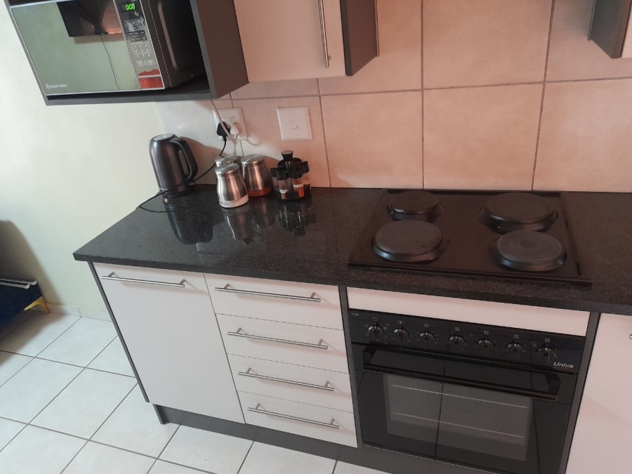 To Let 2 Bedroom Property for Rent in Rynfield A H Gauteng