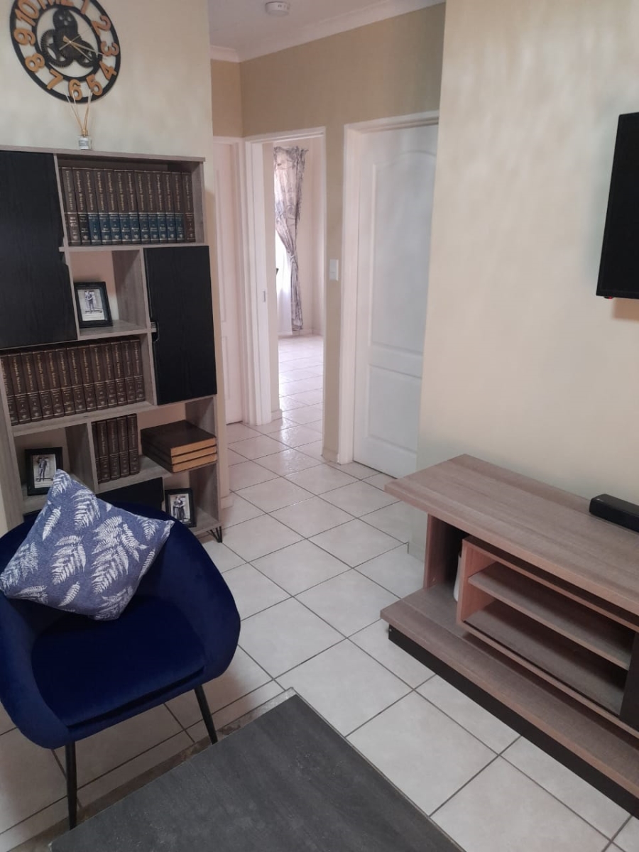 To Let 2 Bedroom Property for Rent in Rynfield A H Gauteng