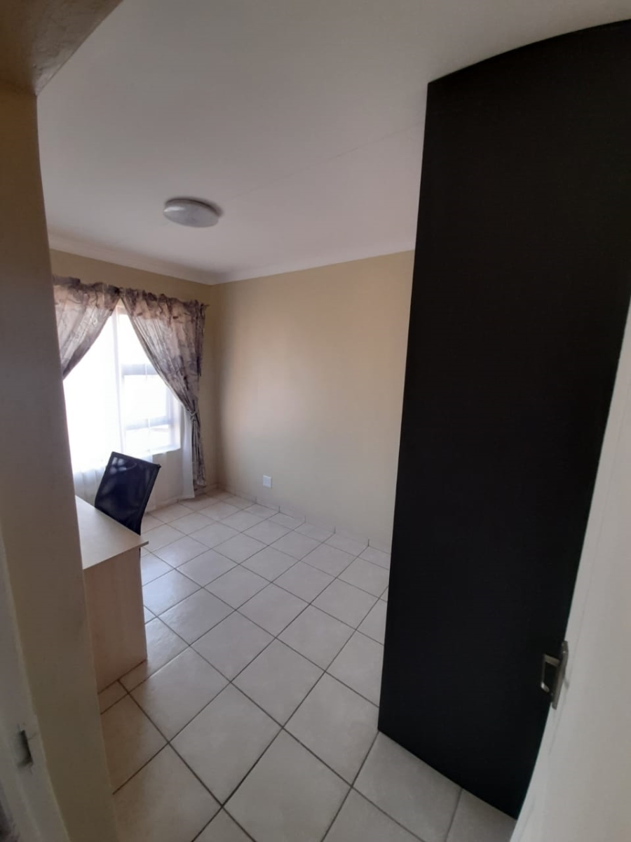 To Let 2 Bedroom Property for Rent in Rynfield A H Gauteng