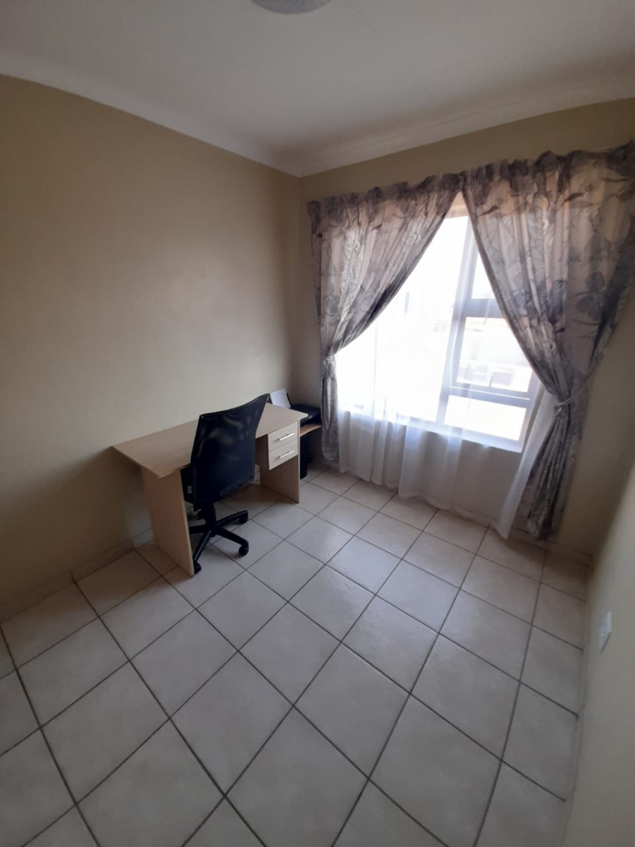 To Let 2 Bedroom Property for Rent in Rynfield A H Gauteng