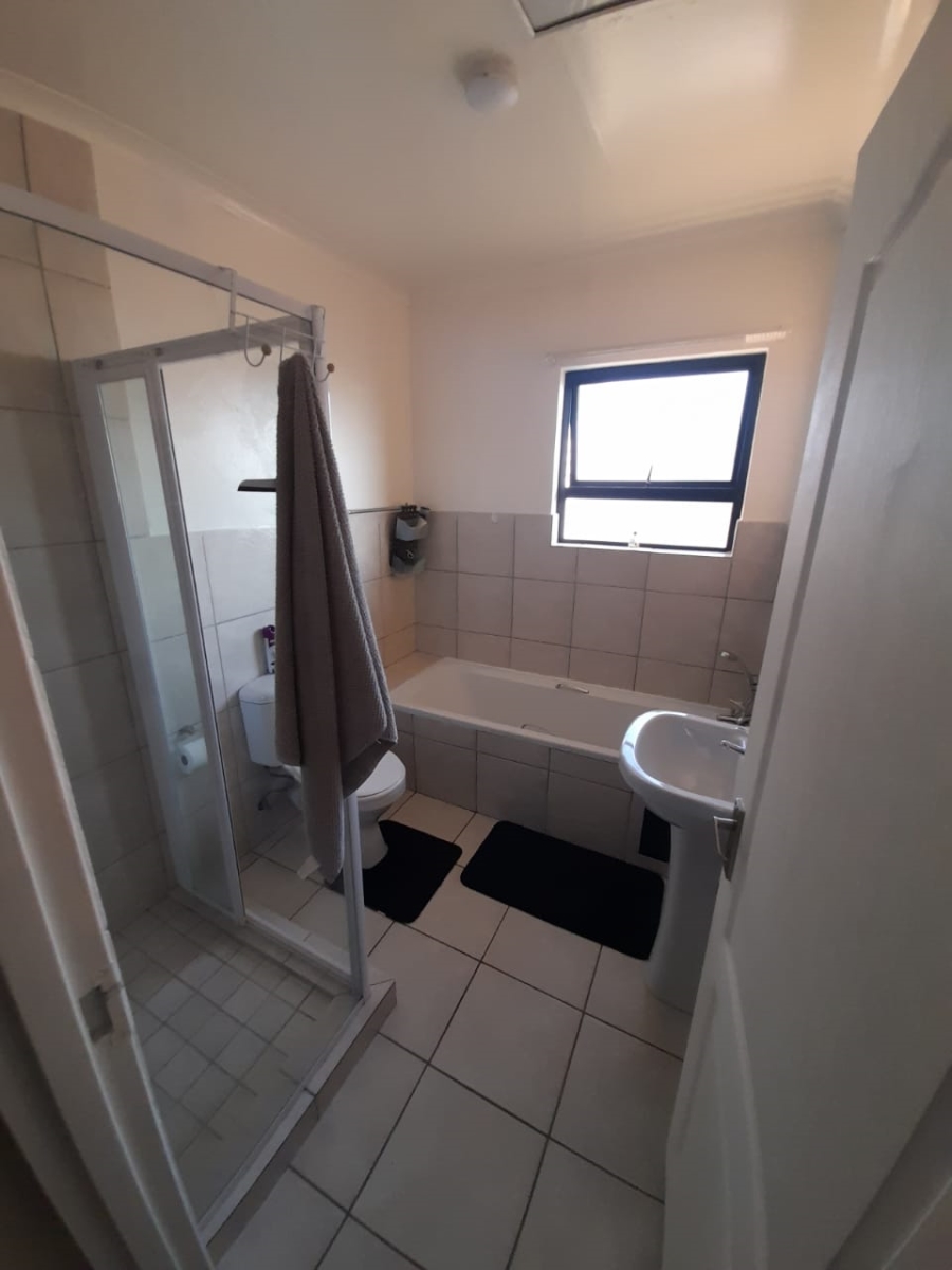 To Let 2 Bedroom Property for Rent in Rynfield A H Gauteng