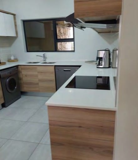 To Let 2 Bedroom Property for Rent in Waterfall Gauteng