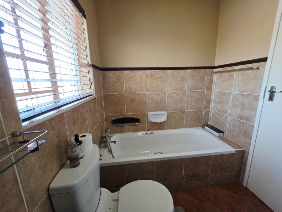 3 Bedroom Property for Sale in Equestria Gauteng