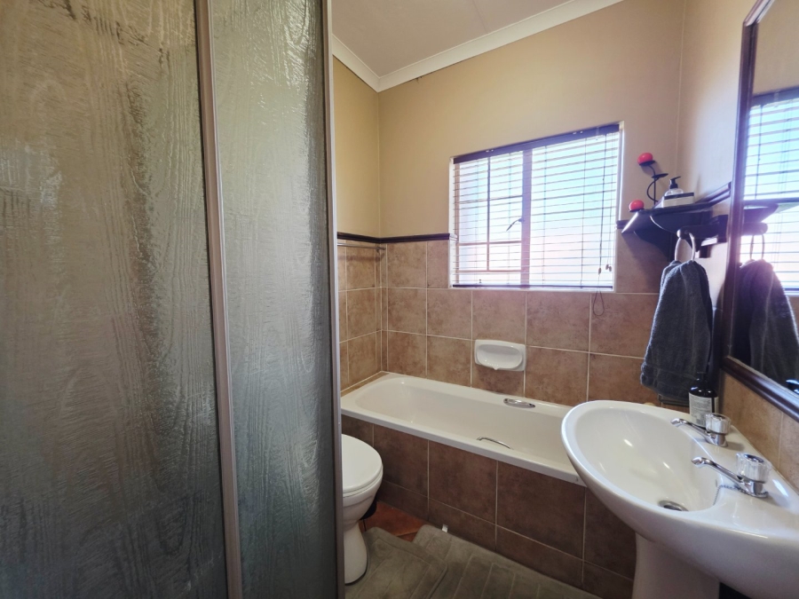 3 Bedroom Property for Sale in Equestria Gauteng