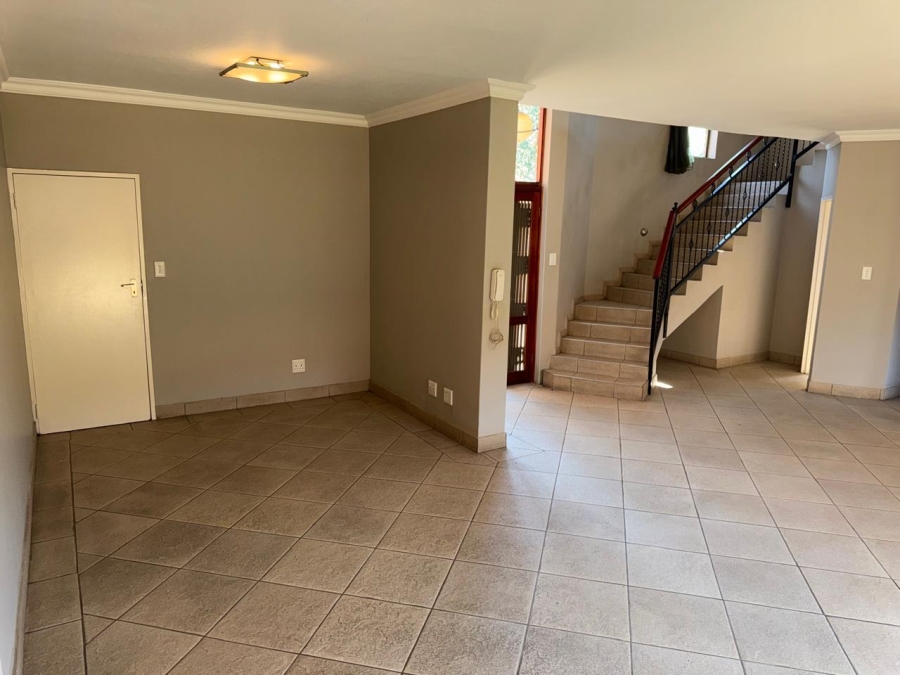 4 Bedroom Property for Sale in Amberfield Valley Gauteng