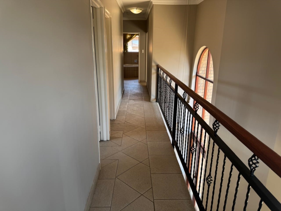 4 Bedroom Property for Sale in Amberfield Valley Gauteng