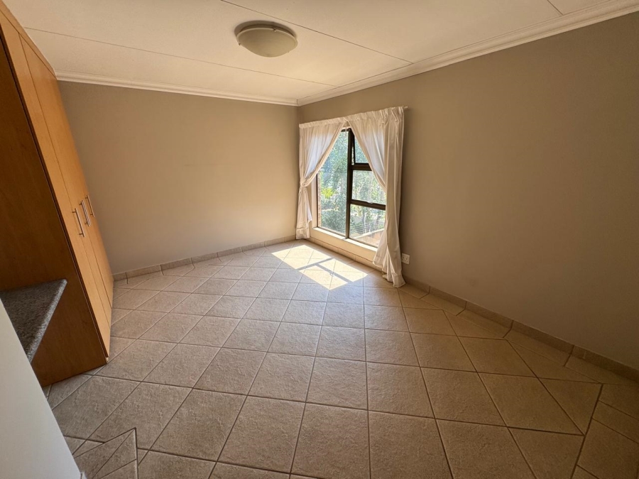 4 Bedroom Property for Sale in Amberfield Valley Gauteng