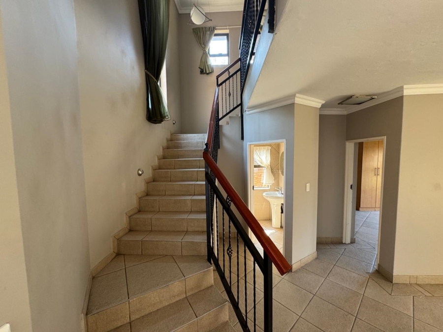 4 Bedroom Property for Sale in Amberfield Valley Gauteng