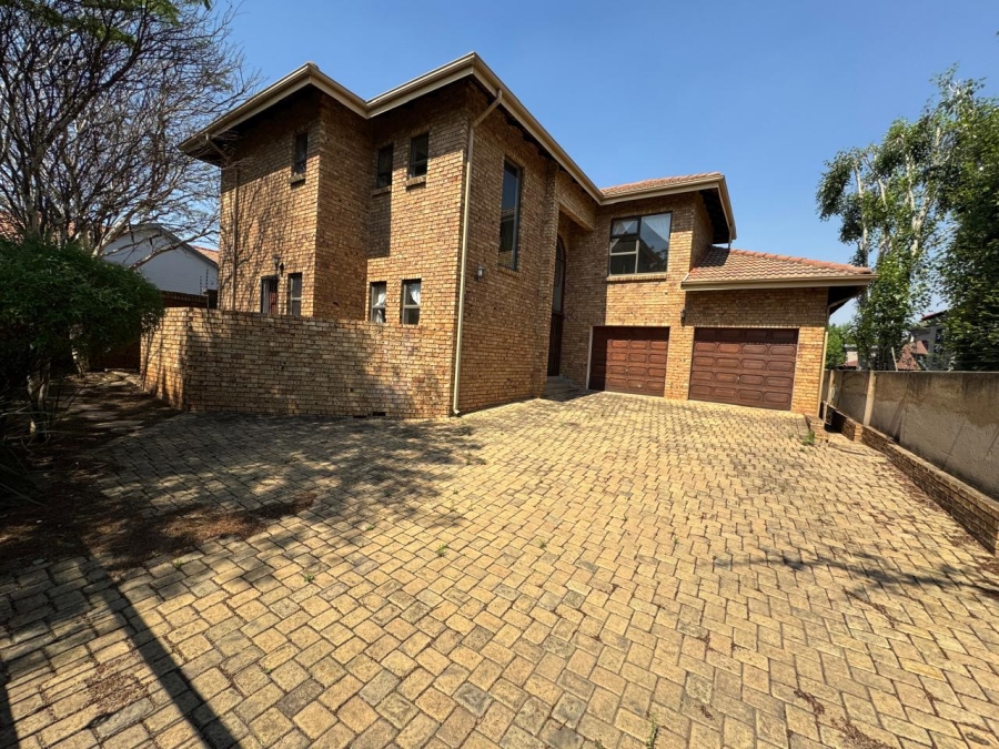 4 Bedroom Property for Sale in Amberfield Valley Gauteng
