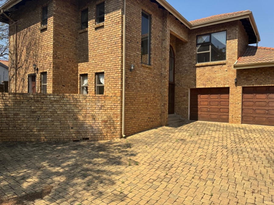 4 Bedroom Property for Sale in Amberfield Valley Gauteng