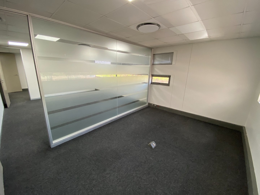 To Let commercial Property for Rent in Midridge Park Gauteng