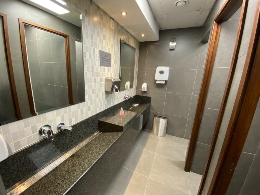 To Let commercial Property for Rent in Midridge Park Gauteng