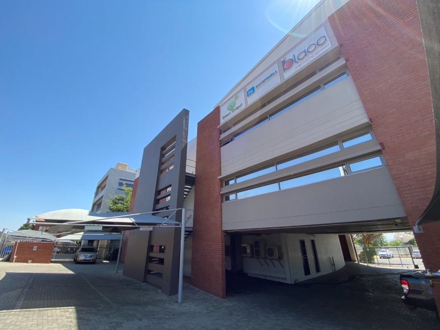 To Let commercial Property for Rent in Midridge Park Gauteng