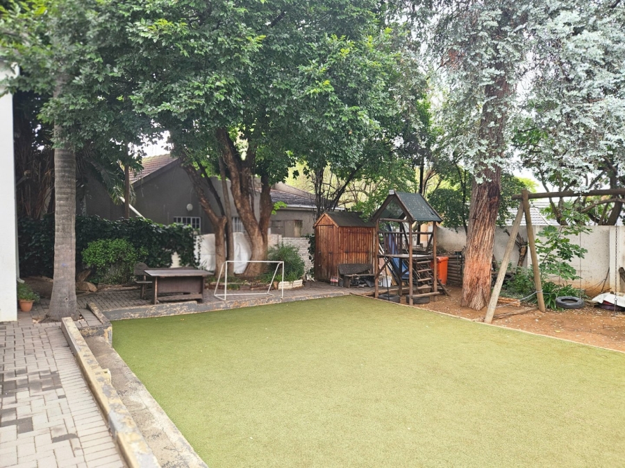 2 Bedroom Property for Sale in Moret Gauteng