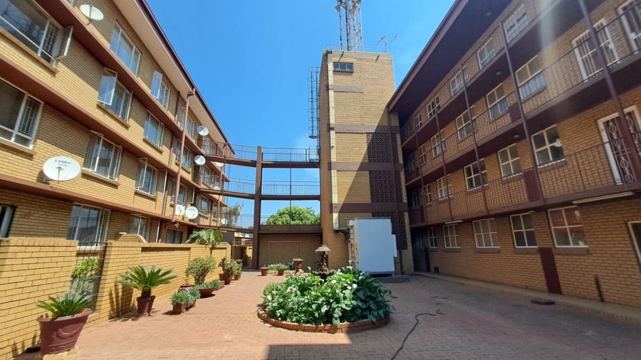 To Let 2 Bedroom Property for Rent in Pretoria Gardens Gauteng