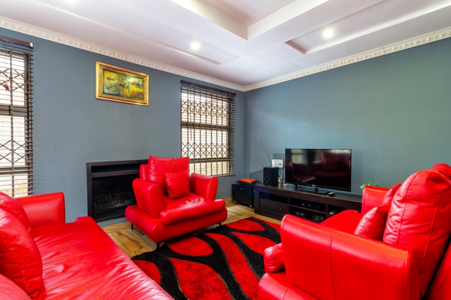 4 Bedroom Property for Sale in Cosmo City Gauteng