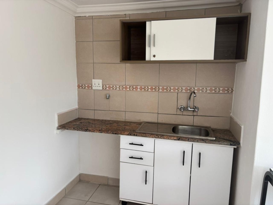 To Let  Bedroom Property for Rent in Highveld Gauteng