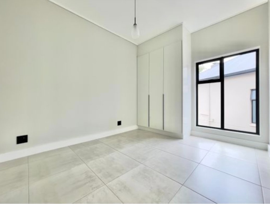 To Let 3 Bedroom Property for Rent in Waterfall Gauteng