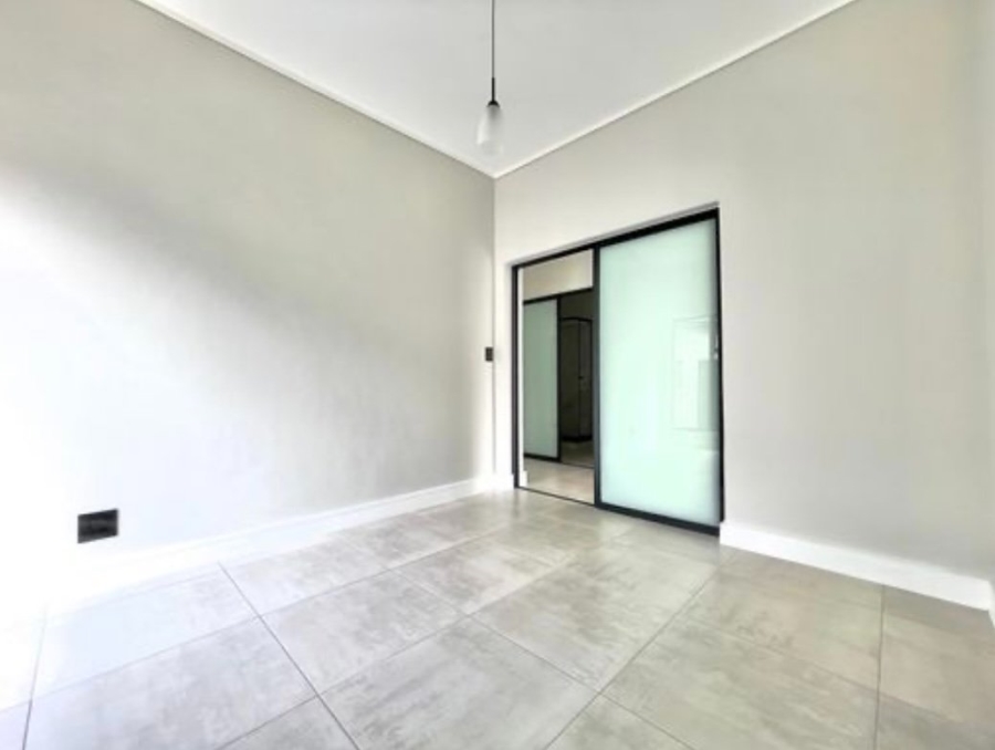 To Let 3 Bedroom Property for Rent in Waterfall Gauteng