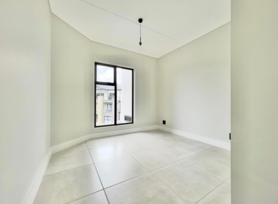 To Let 3 Bedroom Property for Rent in Waterfall Gauteng