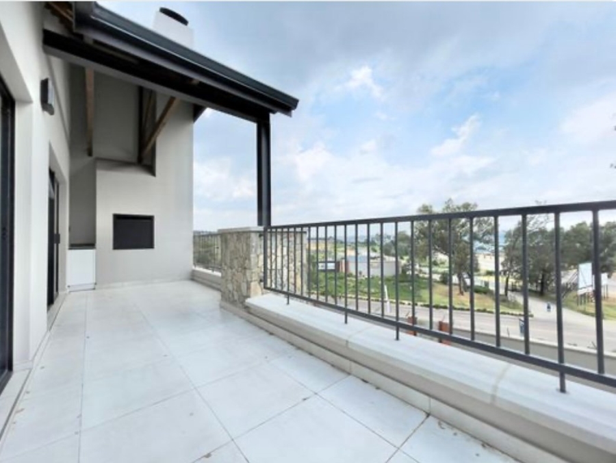 To Let 3 Bedroom Property for Rent in Waterfall Gauteng